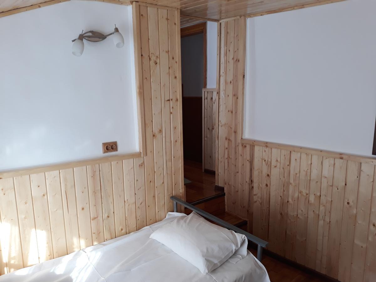 Pensiunea Montan Buşteni Dış mekan fotoğraf