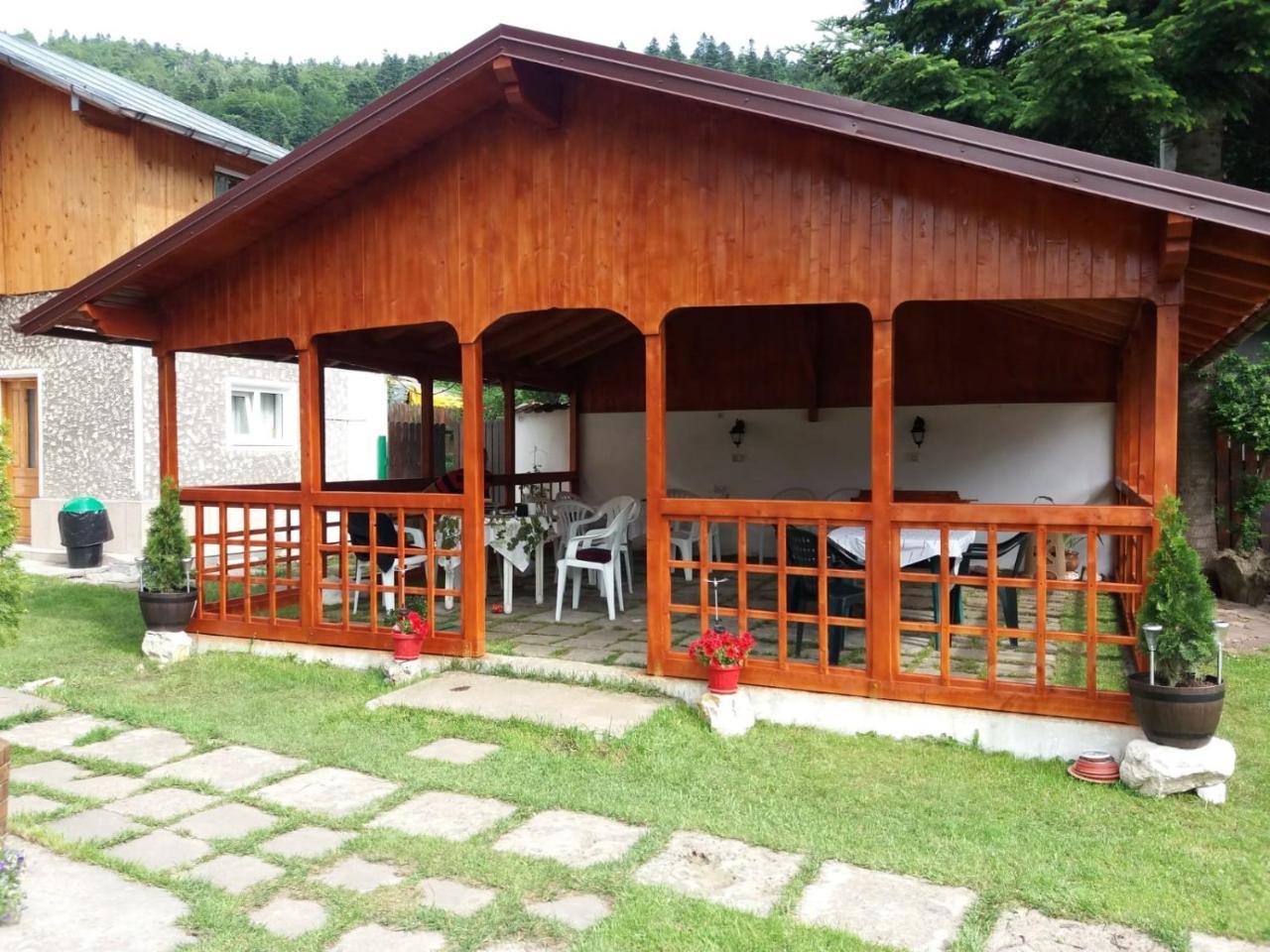 Pensiunea Montan Buşteni Dış mekan fotoğraf